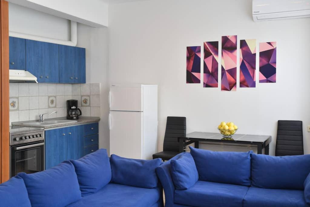 A Modern Bright Studio In The Center Of Kastoria Exterior photo